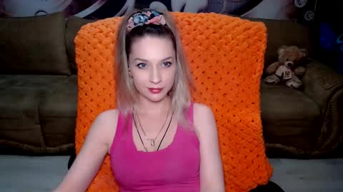 private open online show from February 5, 4:36 pm