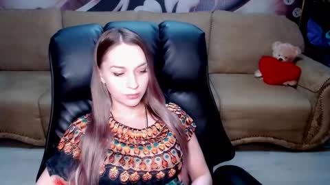 private open online show from March 17, 1:38 pm