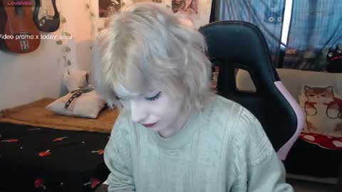 Cassie online show from May 20, 11:49 am