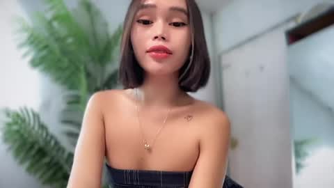 lovely_cittie18 online show from May 16, 4:20 am