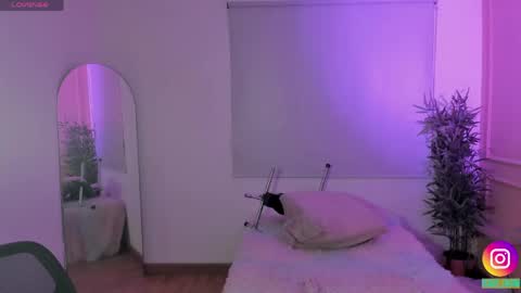 Emma online show from May 5, 1:17 pm