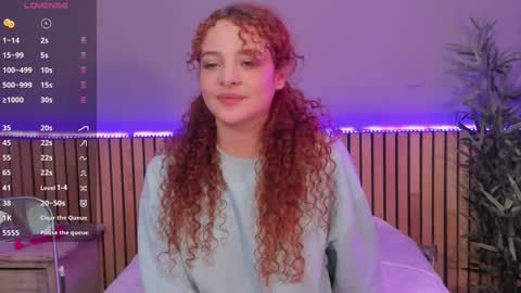 Snapshot of lovely_emma18 chatting on March 11, 6:19 pm Emma online show from March 11, 6:19 pm