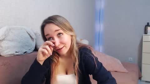 Lovely Hayley online show from January 31, 10:40 pm