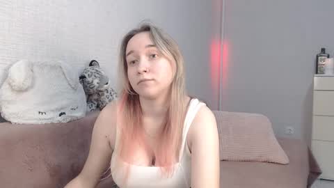 Lovely Hayley online show from November 24, 10:52 pm