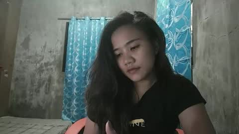 Snapshot of lovely_jayne25 chatting on September 12, 9:22 am lovely_jayne25 online show from September 12, 9:22 am