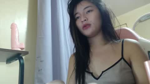 Lovely Laura online show from September 12, 9:55 am