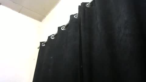 Snapshot of lovely_manificent4u chatting on January 11, 12:12 am Lest online show from January 11, 12:12 am