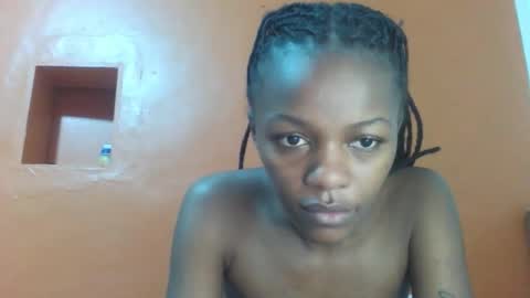 Lovely yvonne online show from November 16, 6:10 pm