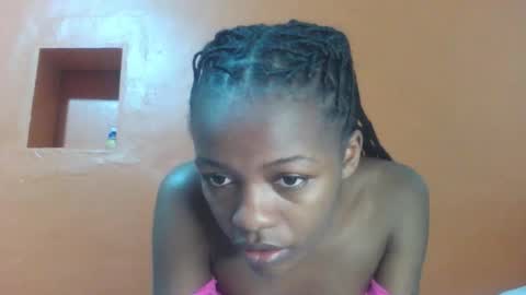 Lovely yvonne online show from November 9, 10:45 pm