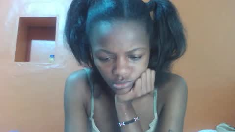 Lovely yvonne online show from October 20, 8:36 pm