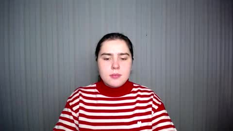 lovelyangel_xx online show from December 2, 3:31 pm