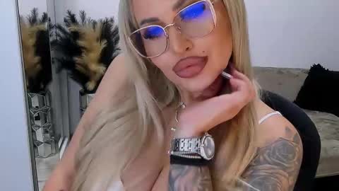 PrAllinXXXa online show from January 12, 11:23 pm