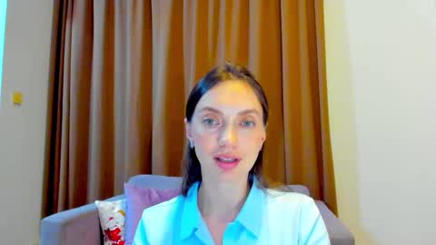 Mia online show from October 8, 12:00 pm