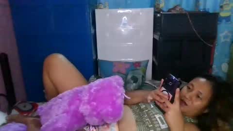 LocwlyLSYlYNXXX online show from February 11, 9:42 am