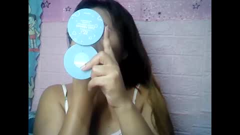 LocwlyLSYlYNXXX online show from March 3, 1:01 pm