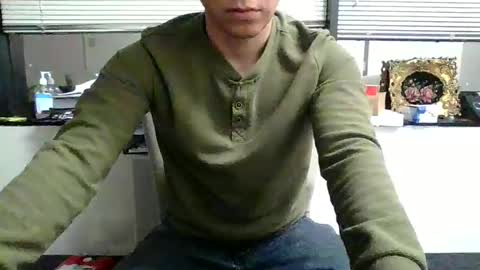 Leo online show from November 12, 1:52 am