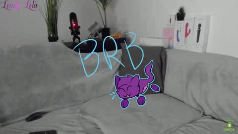 Lola online show from October 8, 10:05 pm