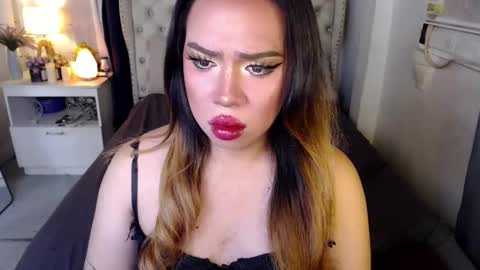 Rebeca online show from December 5, 6:39 pm