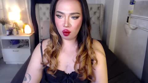 Rebeca online show from December 6, 5:28 pm