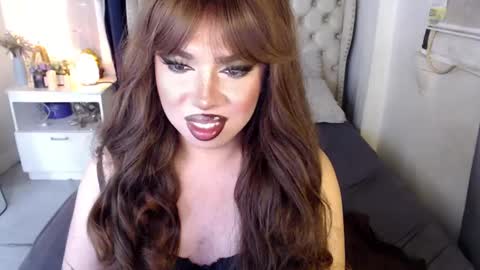 Rebeca online show from December 3, 6:33 pm