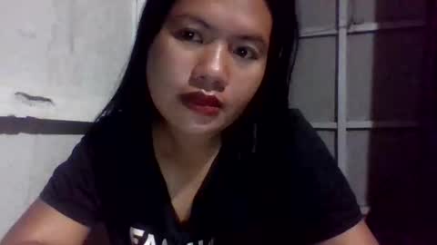 lovelymocha27s online show from November 16, 8:11 pm