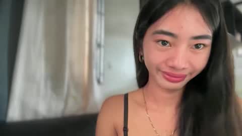 lovelyours_kishia online show from May 9, 12:49 am