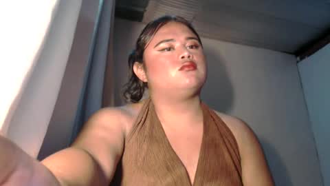 Snapshot of lovelypinaychubsx chatting on December 27, 6:42 pm lovely online show from December 27, 6:42 pm
