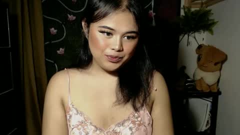 Snapshot of lovelypinaychubsx chatting on September 13, 6:27 am lovely online show from September 13, 6:27 am