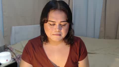 Snapshot of lovelypinaychubsx chatting on December 8, 3:45 pm lovely online show from December 8, 3:45 pm