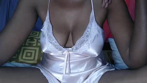 miss fancy louis online show from March 5, 6:22 am