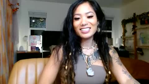 lovelyxmacii online show from November 27, 1:24 am