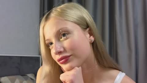 NTMY IM LANA online show from January 15, 5:58 pm
