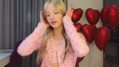NTMY IM LANA online show from February 14, 6:29 pm