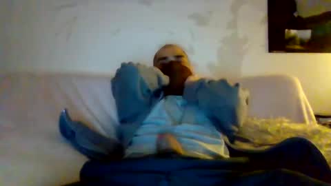 lovepeacedoll online show from December 6, 11:39 am
