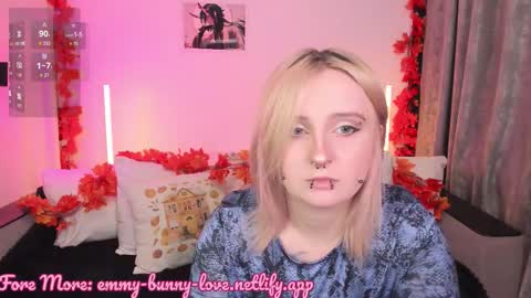Snapshot of lover_emmy chatting on September 9, 4:29 pm Emmy online show from September 9, 4:29 pm