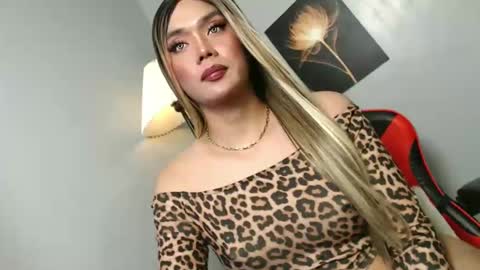 lovers moon22 online show from November 4, 12:39 pm