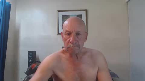 Lovesblackazz online show from January 16, 6:00 am