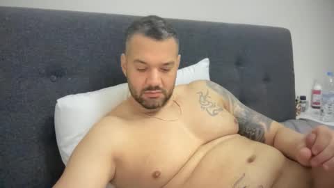 lovesteve_o online show from April 29, 10:09 am