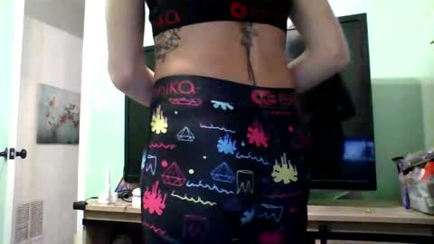 lovetocum69699 online show from September 29, 4:44 am