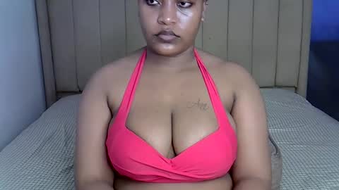 loveydivah online show from October 31, 7:20 am