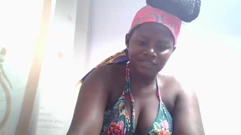 lovie_paula online show from November 3, 5:52 am