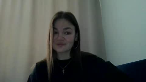 loviesimone online show from February 24, 9:56 am