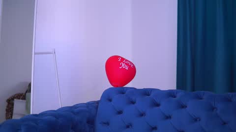 Snapshot of lovingblondie chatting on February 24, 10:04 am Nora online show from February 24, 10:04 am