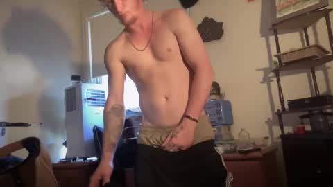 lowkey42011 online show from November 16, 7:32 am