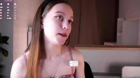 Amelia online show from April 29, 12:10 pm