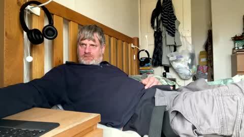 lowrylowry online show from December 16, 9:14 am