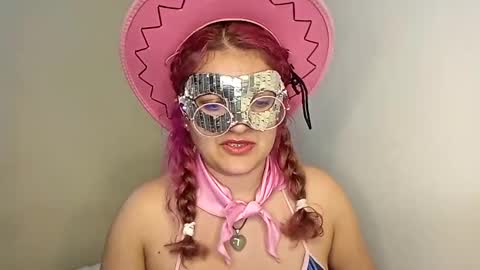 luana363 online show from December 19, 3:18 am