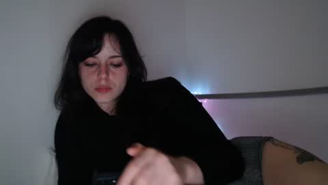 luana online show from September 24, 9:43 pm