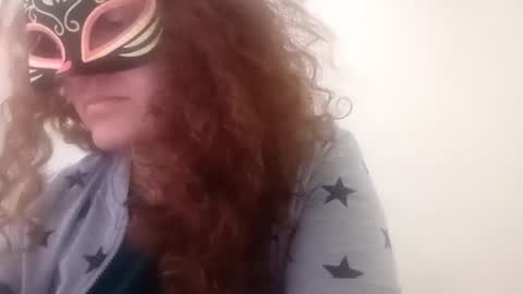 Snapshot of luanapowerful chatting on February 16, 3:38 pm luanapowerful online show from February 16, 3:38 pm