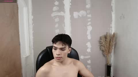lUAN online show from June 2, 12:18 pm